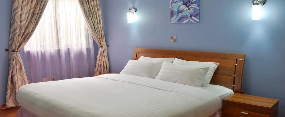 Fahari Palace Serviced Apartments Найроби Екстериор снимка
